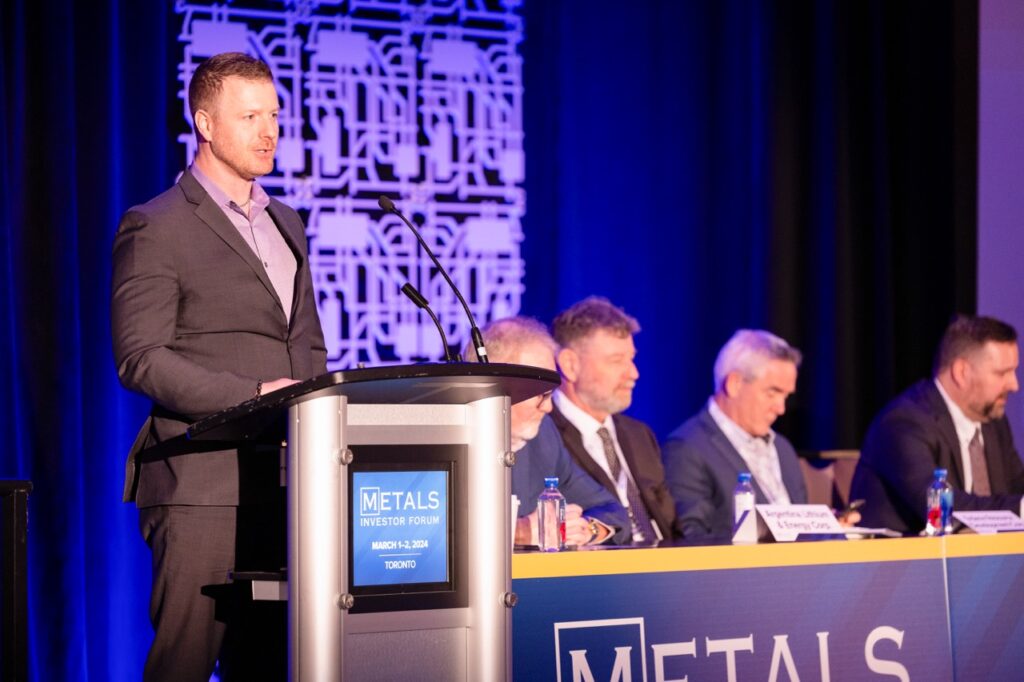 Pinpoint Lt 0136 Large